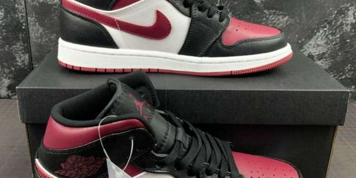  Spotlight na Air Jordan 1 Mid Bred Toe